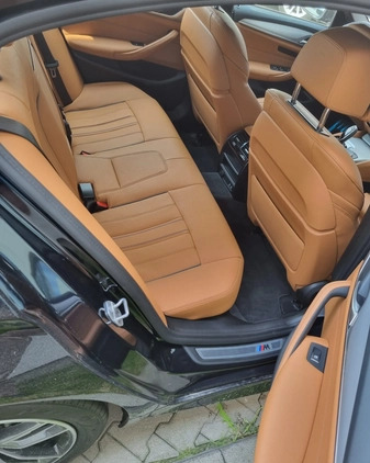 BMW Seria 5 cena 194900 przebieg: 110000, rok produkcji 2021 z Kraków małe 211